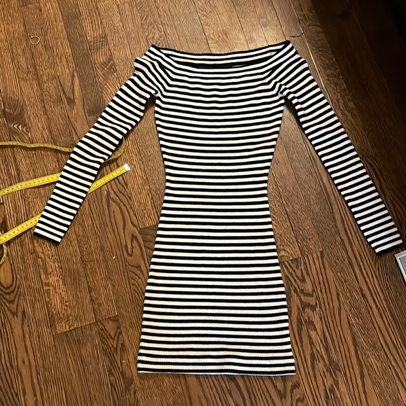 Guess Black and White Striped Long Sleeve Off the Shoulder Dress - Picture 2 of 5
